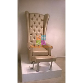 Педикюрное СПА кресло Трон высокий KZ