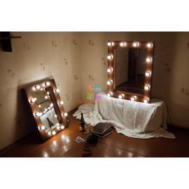 Зеркало визажиста Adrian KZ