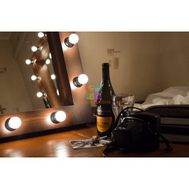 Зеркало визажиста Adrian KZ