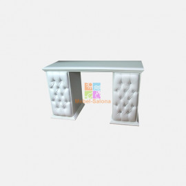 Маникюрный стол Нэйтанэел