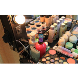 Мобильная студия визажиста Anturium KZ