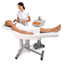 Мультифункциональный аппарат по уходу за кожей лица COMPLET KZ